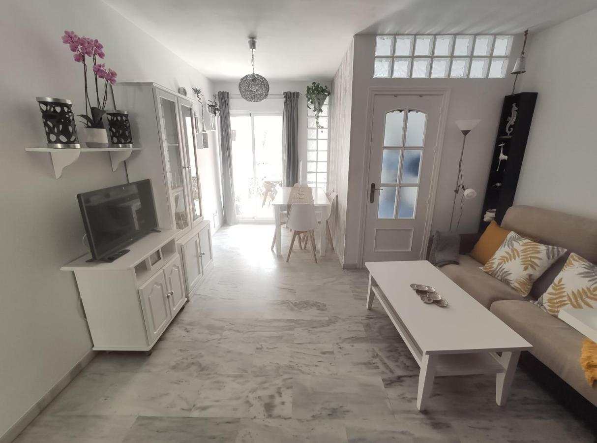 Апартаменты Apartamento Nuevo A 50 M. De La Playa Морче Экстерьер фото