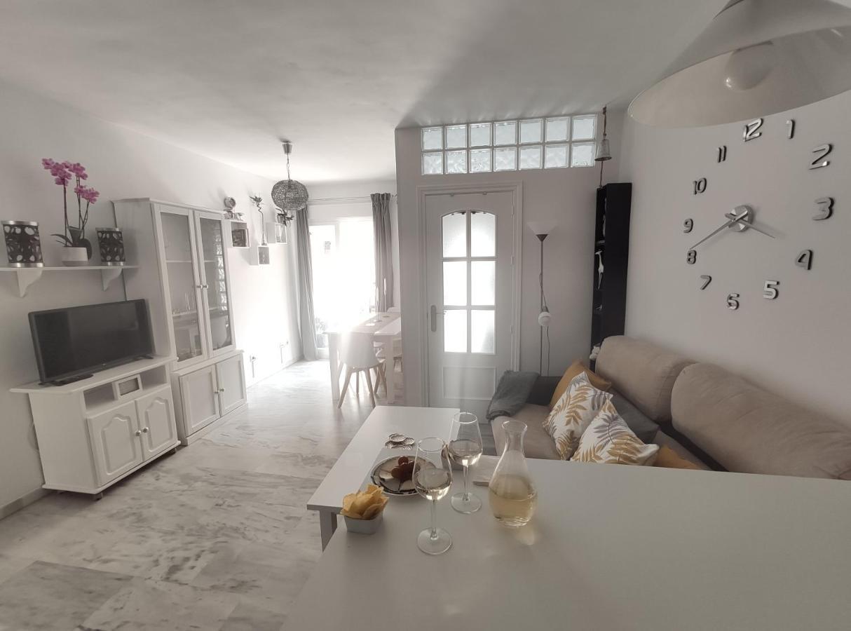 Апартаменты Apartamento Nuevo A 50 M. De La Playa Морче Экстерьер фото